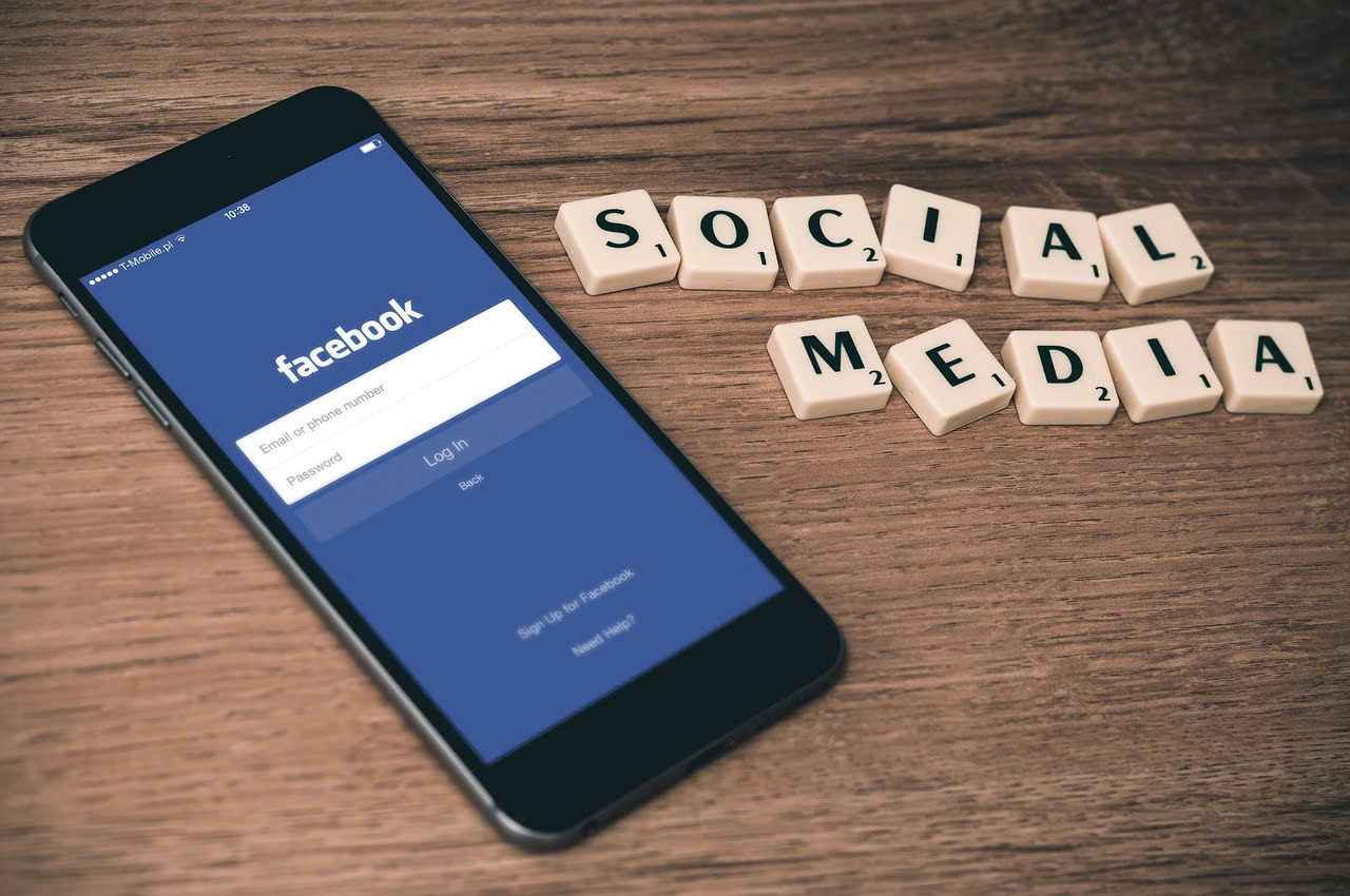 Read more about the article Facebook đang phá hủy cuộc đời bạn như thế nào?