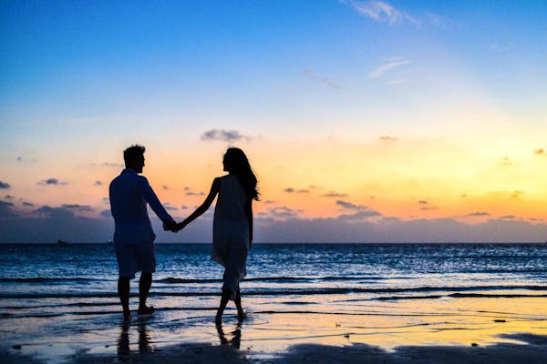 Read more about the article Tình yêu là một câu chuyện